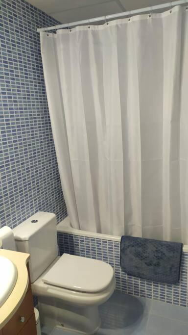 Apartamento Nuevo Con Piscina Y Amplio Balcon Sant Carles De La Rapita Ngoại thất bức ảnh